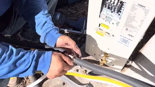 Dasen AC 12k BTU Tosot Mini Split Installation смотреть онлайн