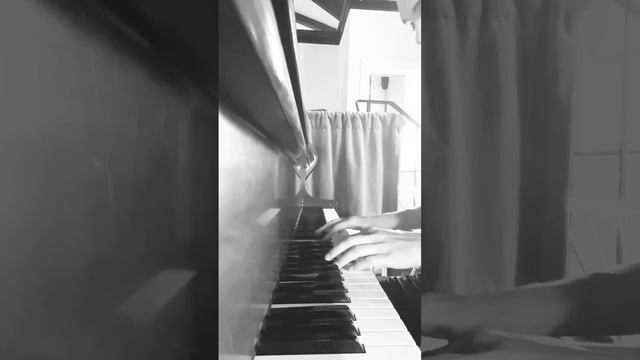 Undertale's Fallen Down on piano смотреть онлайн