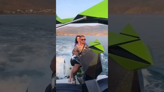 Прогулка на катере в Крыму (Судак) смотреть онлайн