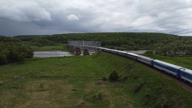Поезда на охраняемом мосту через реку Ока (21.05.2021) смотреть онлайн