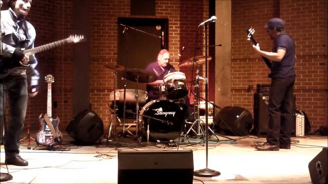 Robert Ross - Help Me - Linden blues festival смотреть онлайн