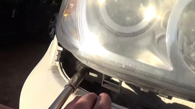 Headlight Repalcement Mercedes W163 ML230 ML320 ML350 ML270 ML400 ML430 ML500 Headlight Removal