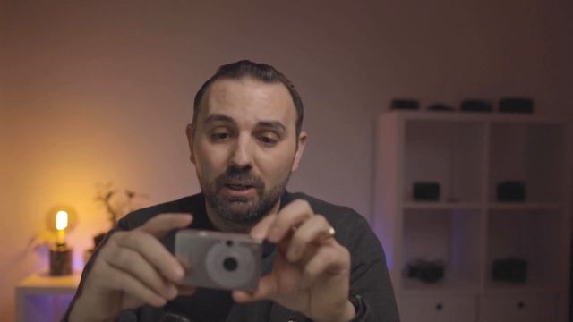 The Most Sought Out Digicam: Canon IXUS 70 or SD1000 - First Impression opening the box смотреть онлайн