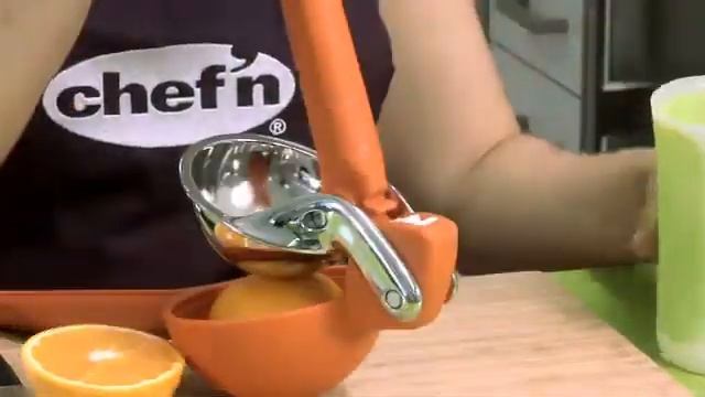 Chef'n Fresh Force Saftpresse / Orangenpresse смотреть онлайн