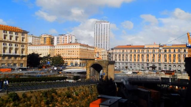 Naples : Castel Nuovo смотреть онлайн