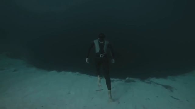 Невероятно красивое видео!Человек в гармонии с природой! смотреть онлайн