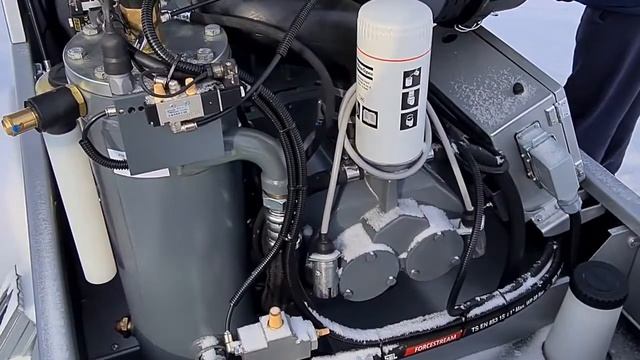 Растворонасос для полусухой стяжки Mortel Meister 5200 стандарт. смотреть онлайн