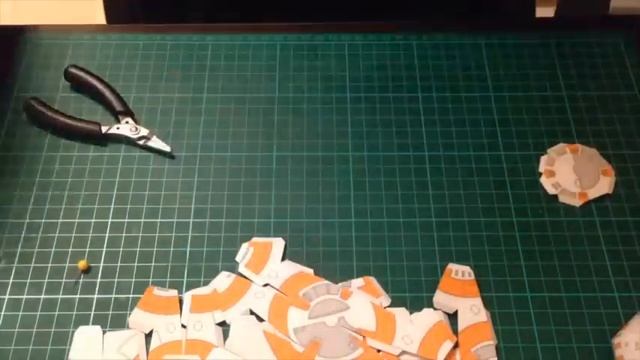 How to make BB-8 Droid from Starwars - Papercraft. смотреть онлайн