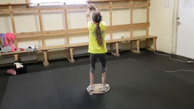 Сборы Фигурное катание. RyabininCamps. Вестибулярный тренажёр A.Мишина смотреть онлайн