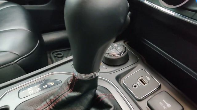 Jeep TrailHawk 2018 смотреть онлайн