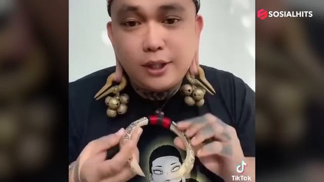 MUTIARA ULAR KOBRA, JIMAT YANG KONON BISA BIKIN KAYA RAYA.. смотреть онлайн