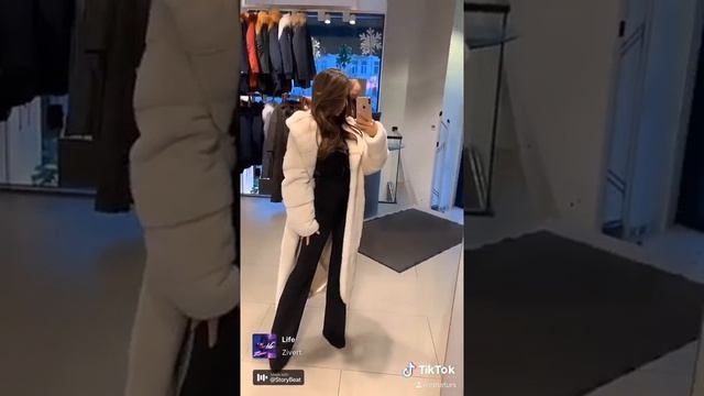 Длинная шуба с капюшоном из натурального меха норки белого цвета. Шубы от производителя. смотреть онлайн