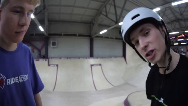 НОВАЯ ШКОЛА VS СТАРАЯ ШКОЛА смотреть онлайн