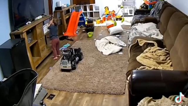 Гайд как попасть в детдом смотреть онлайн