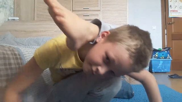 Нога за голову смотреть онлайн