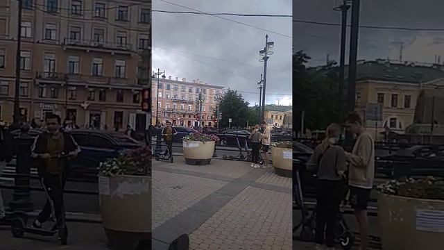 Август в Питере. Санкт-Петербург - город музыкантов, поэтов и художников.А у вас есть такие таланты смотреть онлайн