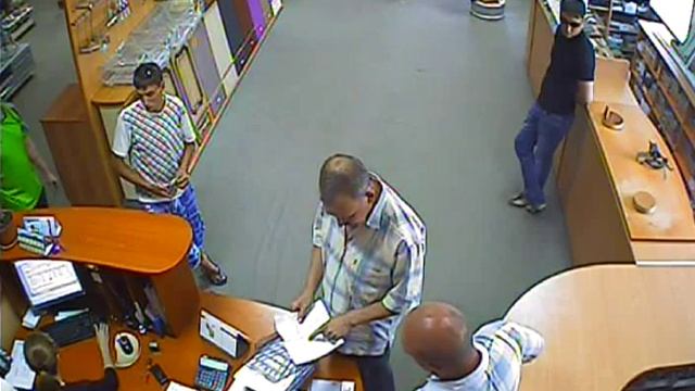 Купольная камера панорама 600 твл.avi смотреть онлайн