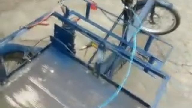 Фильм_0001.wmv elektro velosiped. смотреть онлайн