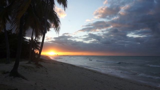 Куба. Закат солнца на пляже в Варадеро смотреть онлайн