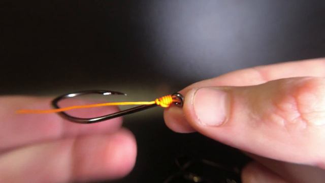 Как привязать крючок к леске/Два простых и надежных способа.勾线4К смотреть онлайн