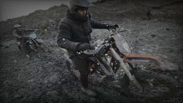 НОВОГОДНЯЯ ЗАСАДА / #ЭНДУРО / ЗАСАДИЛ МОПЕД смотреть онлайн