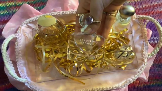 Mostrando Mi Colección De Perfumes De ESTÉE LAUDER