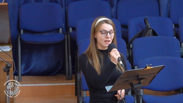 Пение "Ночь спустилась над Землёю", Молодёжное евангелизационное служение, 7 Января, 2022г. смотреть онлайн