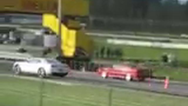 Camaro SS VS Renault 21 Turbo Autodromo De Tocancipa смотреть онлайн