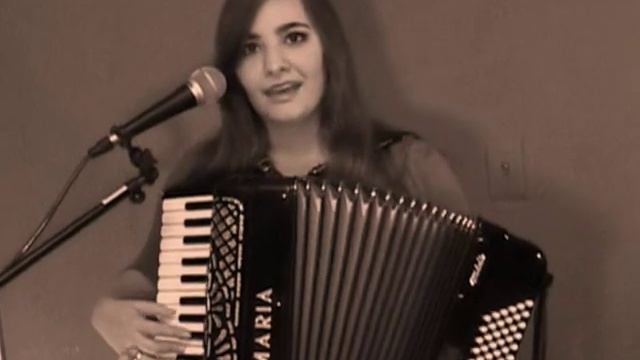 Amy Winehouse "Back to Black" Cover on Accordion смотреть онлайн