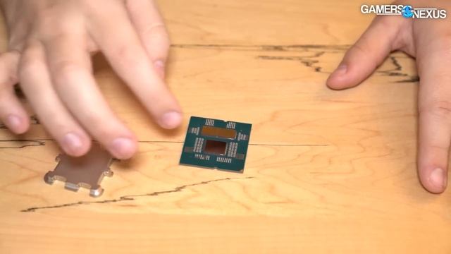Hands-On with Delidded AMD Ryzen 9 7950X CPU смотреть онлайн