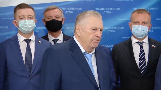 Пол Украины в состав России! И другие заявления Жириновского о последних событиях 20.04.21 смотреть онлайн