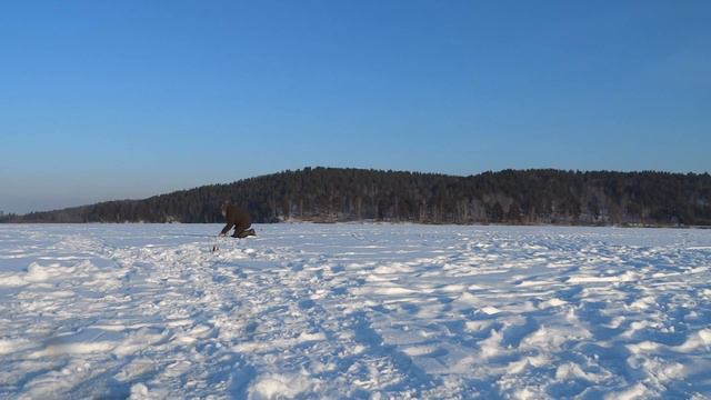 На Озеро 14. 12. 2021. смотреть онлайн
