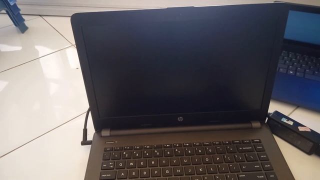 Laptop HP 240 G6 AMD E2 9000e смотреть онлайн