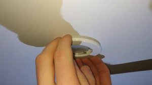 Как заменить лампу в натяжном потолке, как снять светильник