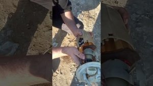 меняем топливный  насос на приоре