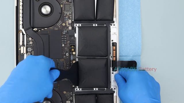 Battery Replacement for MacBook Pro A1990(2018 2019) смотреть онлайн