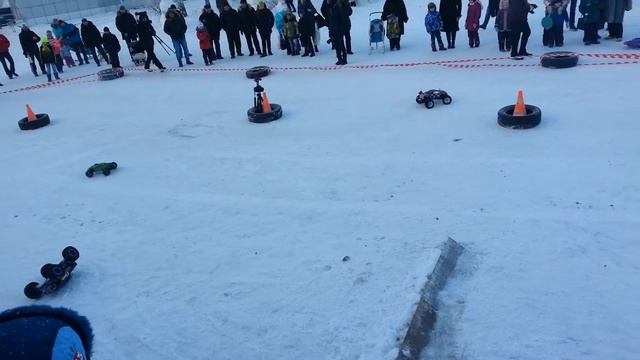 Гонки клуба "Управляй мечтой" разминка Эжва 26.12.2015 смотреть онлайн