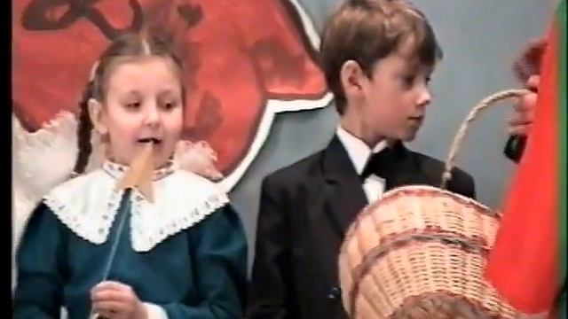 ДК им.Кирова, игровая программа "Прощание с букварем" (18.12.1998) смотреть онлайн