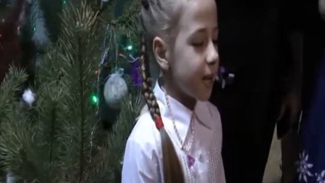 Праздник, приуроченный наступающему Новому 2013 году смотреть онлайн