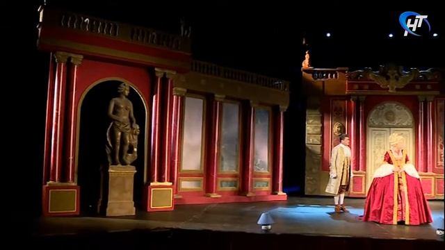 В Новгородском академическом театре драмы прошел генпрогон спектакля «Змея в короне» смотреть онлайн