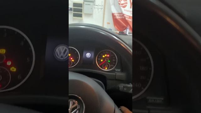 У владельца Volkswagen Tiguan 2013 года теперь тоже есть новый ключик с кнопками???? смотреть онлайн