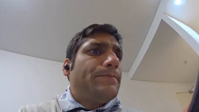 TWSA Mini Wireless Bluetooth Dual Earphones Bass Headphone with 1000mAh Charging Box смотреть онлайн