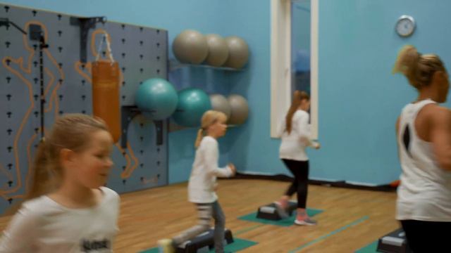 Kidsstep смотреть онлайн