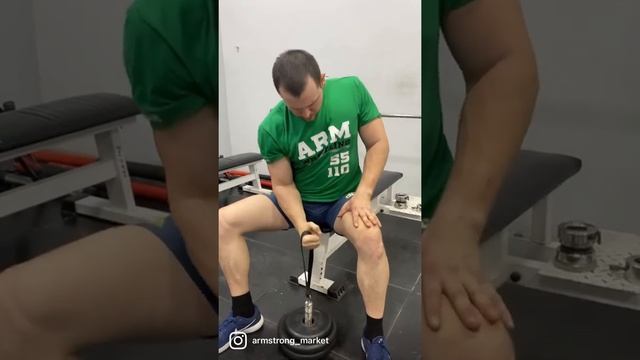 УПРАЖНЕНИЯ НА ПЛЕЧЕЛУЧЕВУЮ. 1.Под верх.Молот с петлей сидя. 2.Под крюк.Молот с петлей сидя с упором