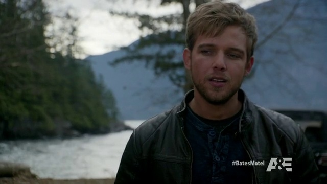 Bates Motel 3x3 смотреть онлайн