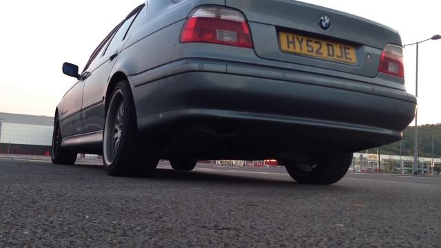2002 BMW E39 530d - Exhaust Sound And Acceleration - First Gear