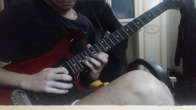 Bohemian Rhapsody - Queen - Brian May's solo cover смотреть онлайн