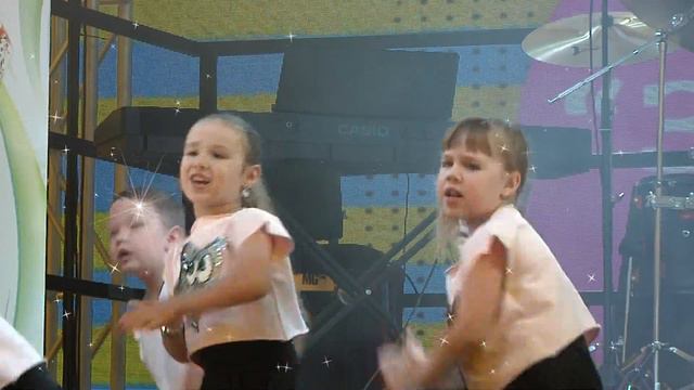 ТЕЛЕПРОГРАММА "ЗВЕЗДОЧКА". ВЫП.1 ЛЕТО 2018, РЕЖИССЕР АЛЕКСАНДР СТЕПАНОВ смотреть онлайн