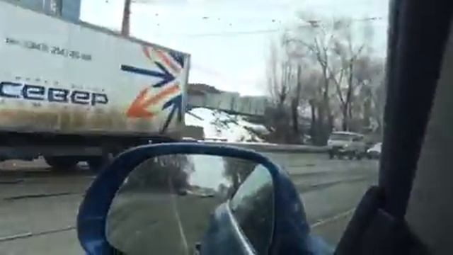 Разбитые дороги в Нижнем Тагиле смотреть онлайн