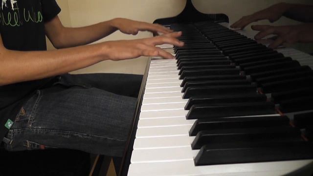Piano Carles (Xals) - River Flows In You смотреть онлайн